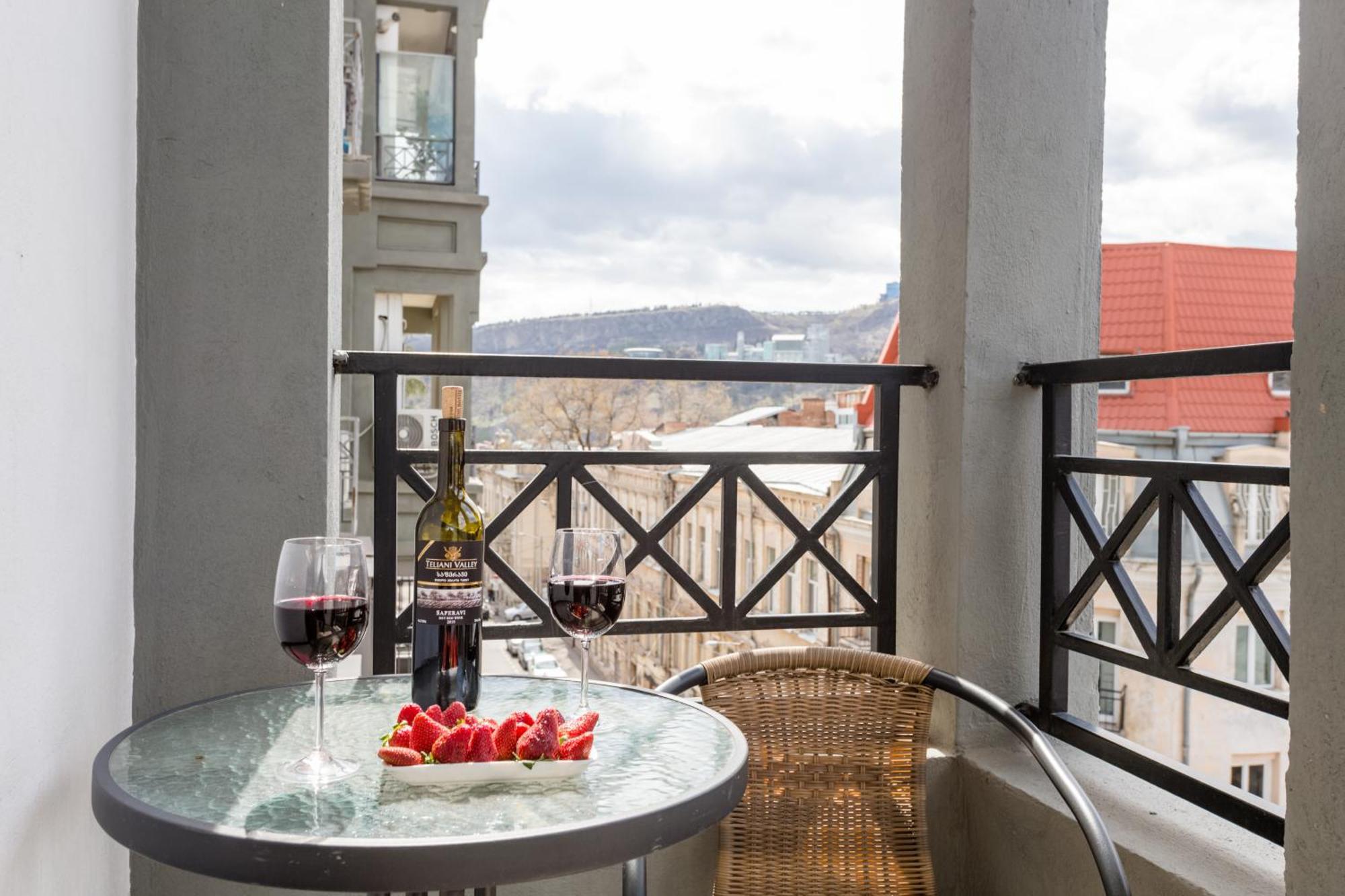 Apartment In The City Of Tiflis Exterior foto